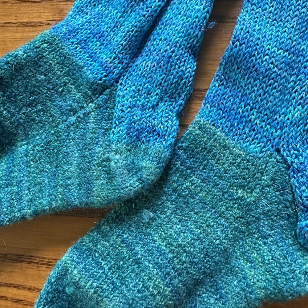 Handmade Handknit Merino Wool Worn Women’s Socks Sz M - Picture 4 of 6